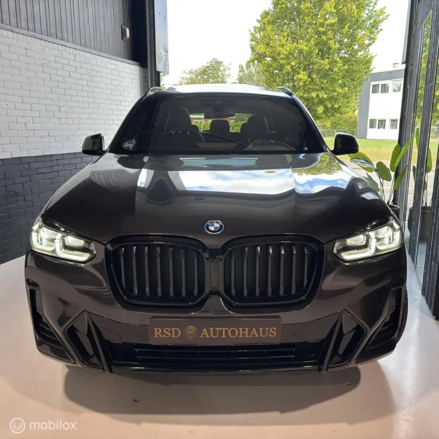 xDrive30e M-Pakket Pano,Leder,Keyless,Camera,20 inch