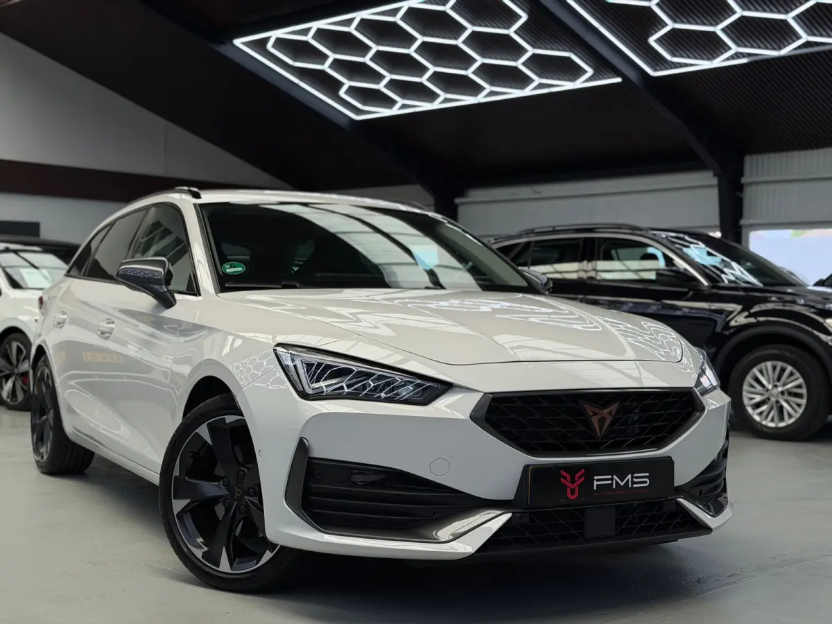 1.4 e-Hybrid VZ CarPlay 245pk