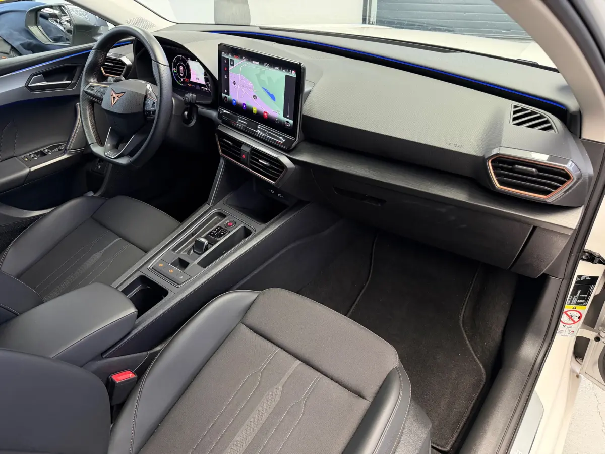 1.4 e-Hybrid VZ CarPlay 245pk