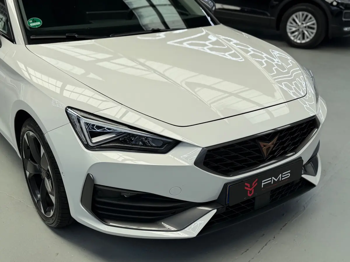 1.4 e-Hybrid VZ CarPlay 245pk