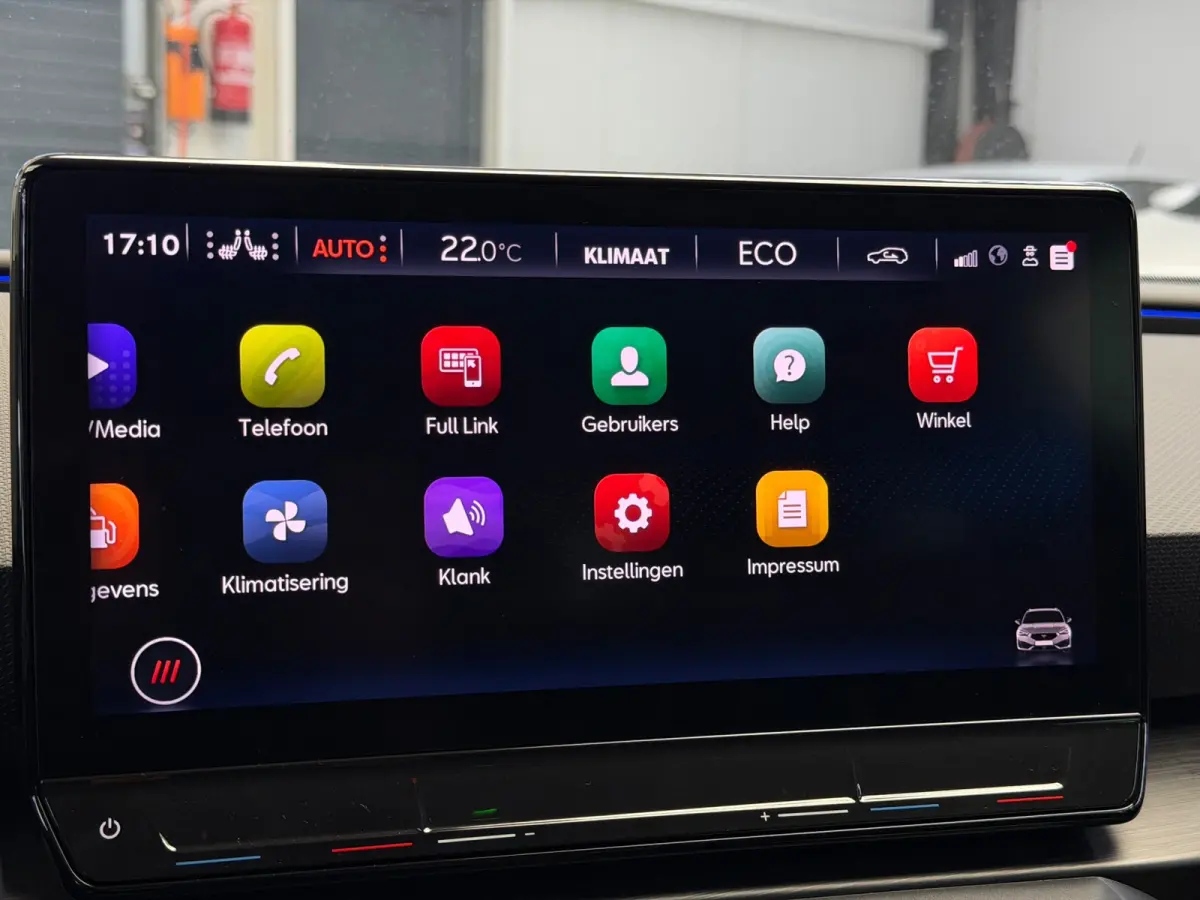 1.4 e-Hybrid VZ CarPlay 245pk