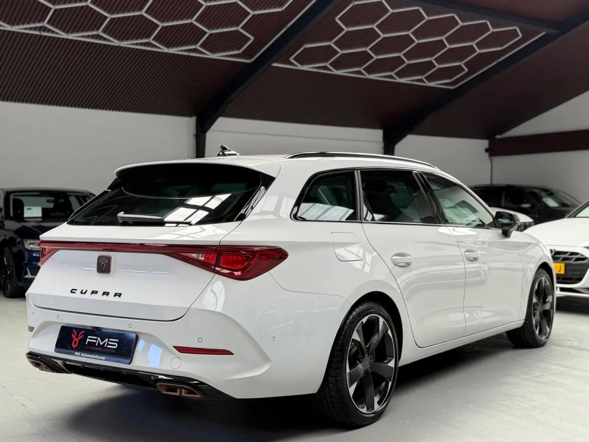 1.4 e-Hybrid VZ CarPlay 245pk