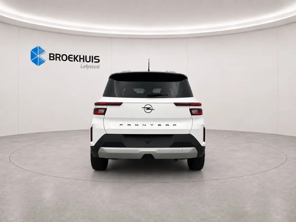GS €3000,- voorraad voordeel | 17" Lichtmetalen velgen in Zwart met 215/60 R17 banden | Achteruitrijcamera | Dode hoek waarschuwing