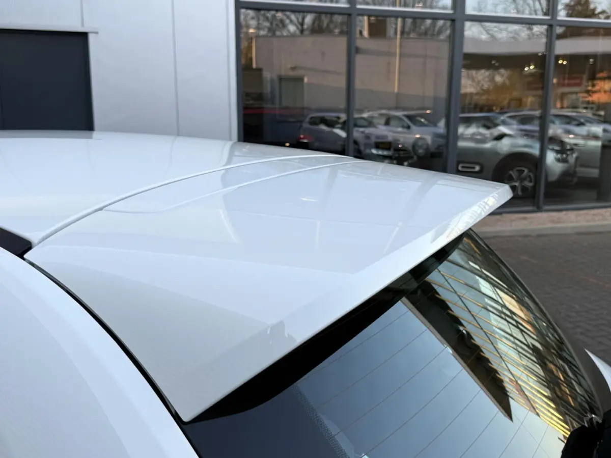 RED 24 kWh Navi Camera Carplay Led Cruise SOH 100% Eerste Eigenaar Dealer Onderhouden Nieuwstaat 2023 incl 12 maanden garantie