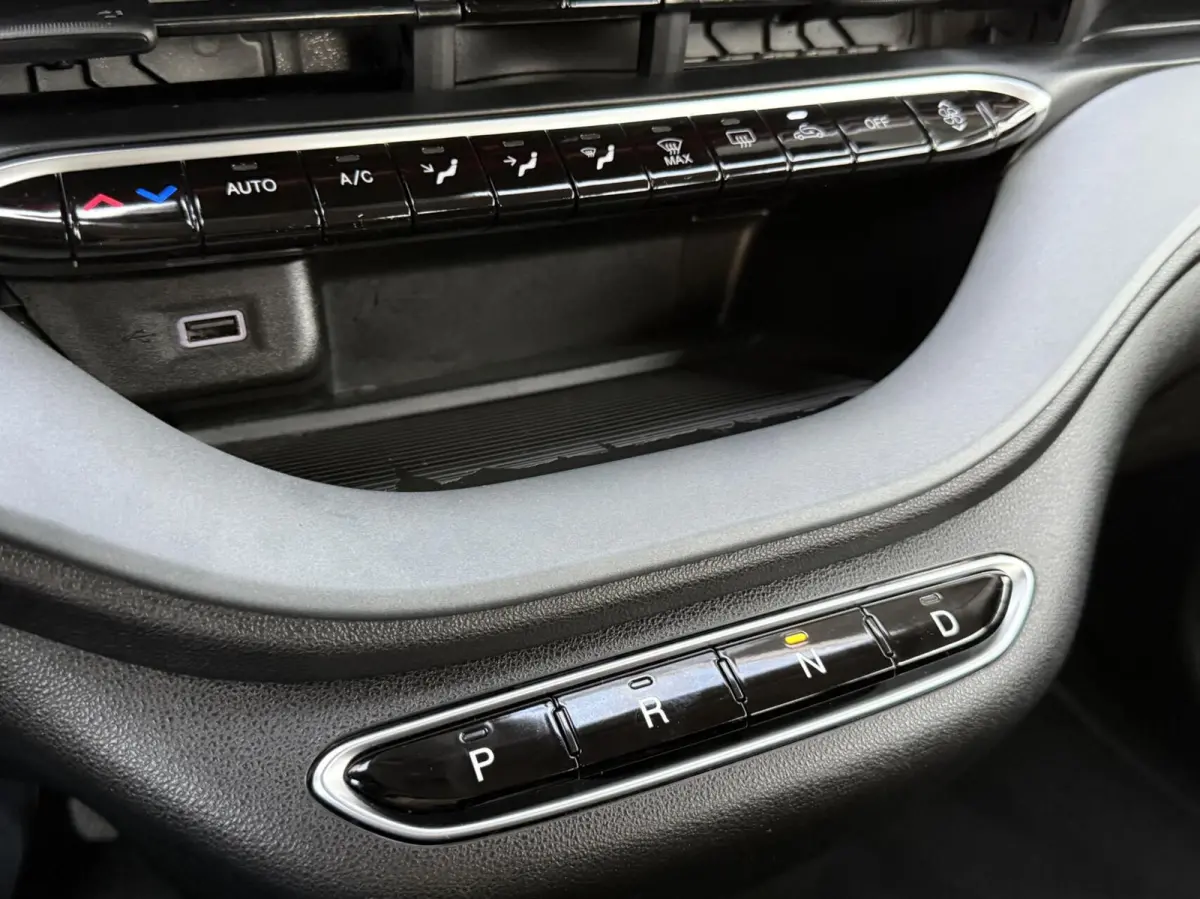 RED 24 kWh Navi Camera Carplay Led Cruise SOH 100% Eerste Eigenaar Dealer Onderhouden Nieuwstaat 2023 incl 12 maanden garantie