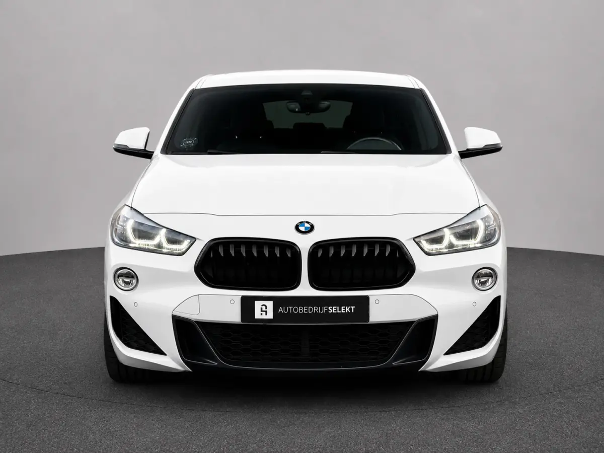 SDrive 2.0i M-Sport | LED | Elektr. stoelen | Dealer OH | 1e eigenaar | Stoelverwarming | 20i | Leder