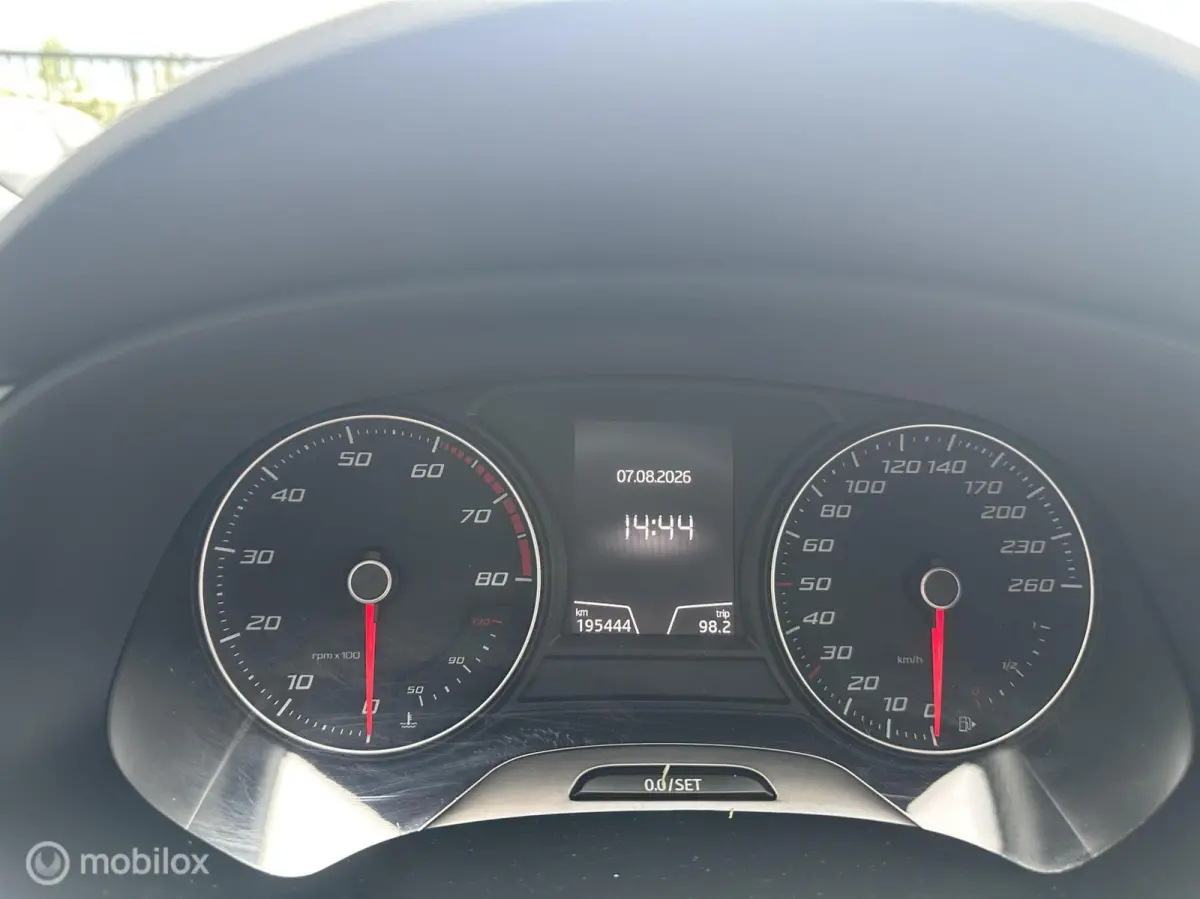 1.0 TSI FR Style Business Intense Automaat! led