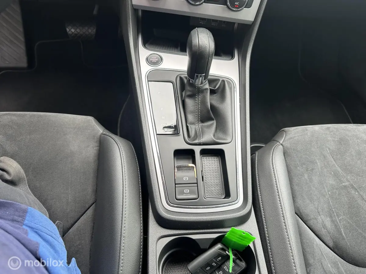 1.0 TSI FR Style Business Intense Automaat! led