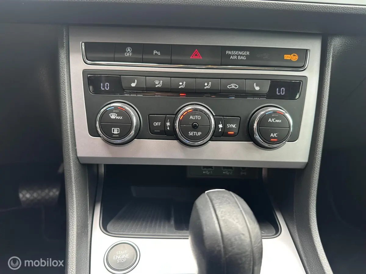 1.0 TSI FR Style Business Intense Automaat! led