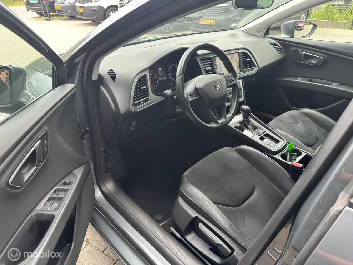 1.0 TSI FR Style Business Intense Automaat! led