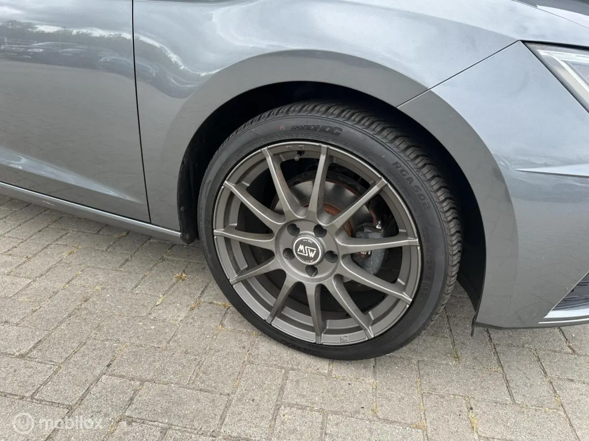 1.0 TSI FR Style Business Intense Automaat! led
