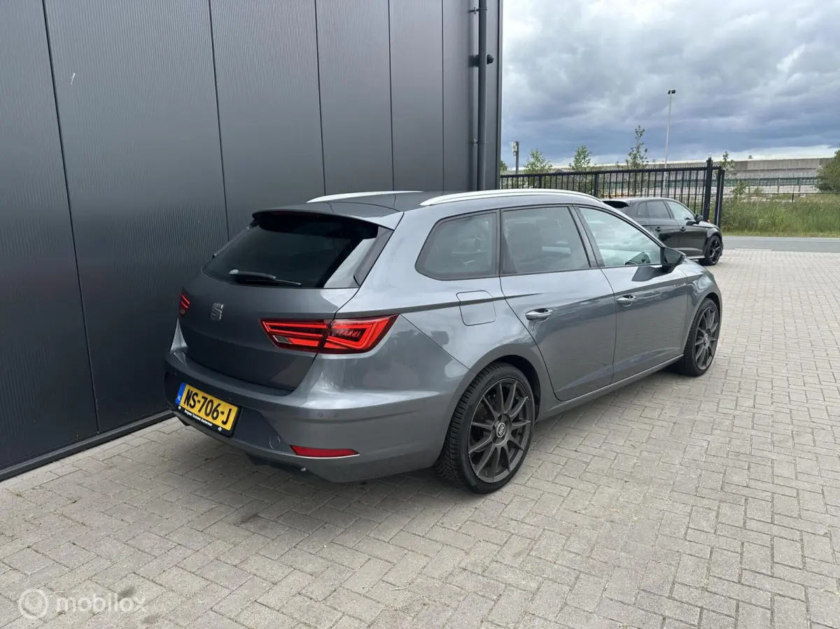 1.0 TSI FR Style Business Intense Automaat! led