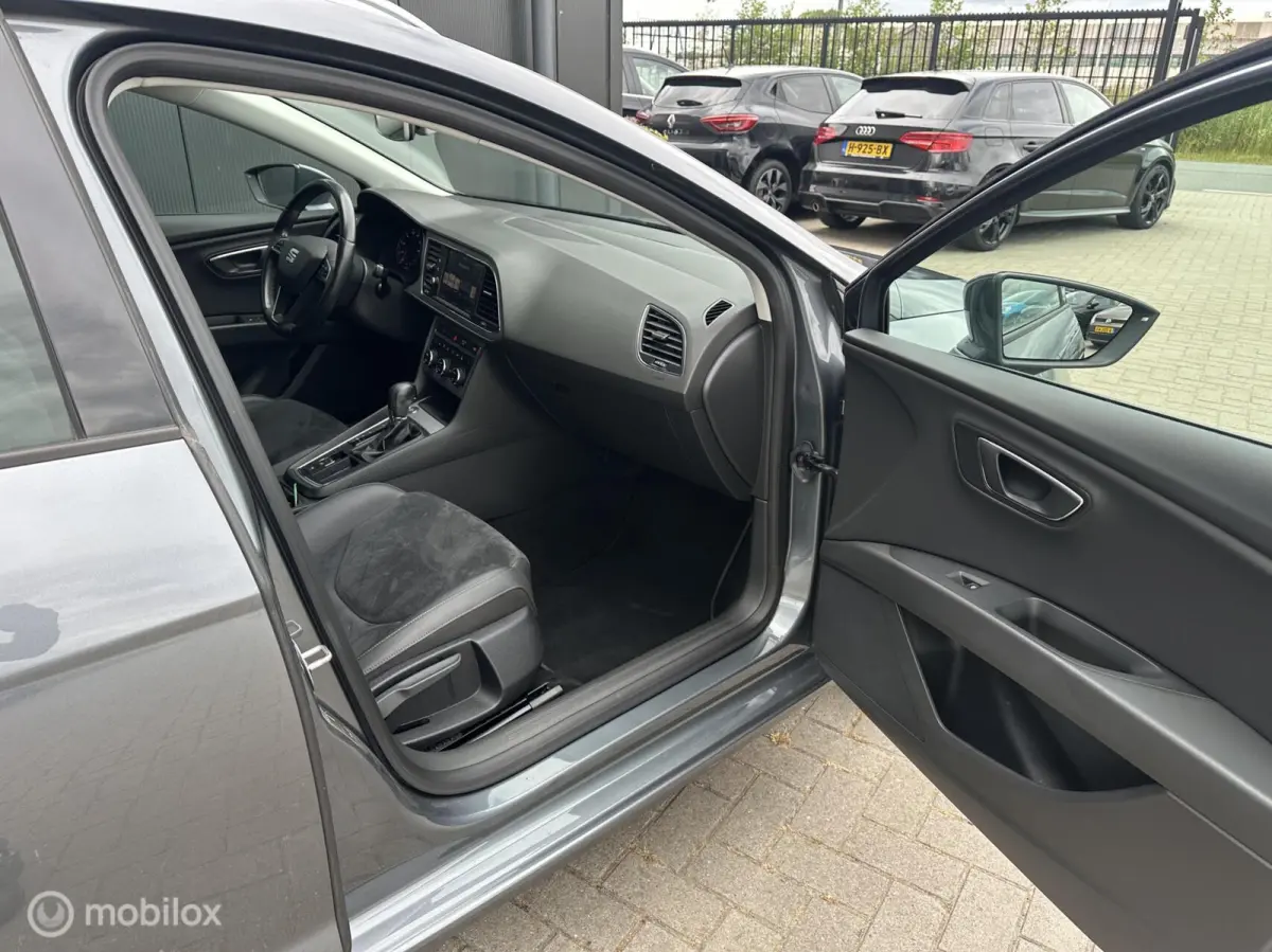 1.0 TSI FR Style Business Intense Automaat! led