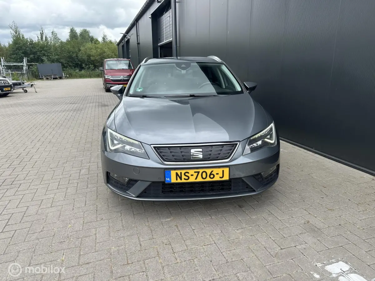 1.0 TSI FR Style Business Intense Automaat! led