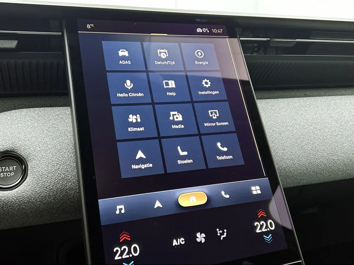 SUV Max Comfort Range 73 kWh 210pk | 517km WLTP Actieradius | Navigatie | 360° Camera | Handsfree achterklep | Adaptieve Cruise Control | Head-up display | Stoel elektrisch+geheugen+verwarm