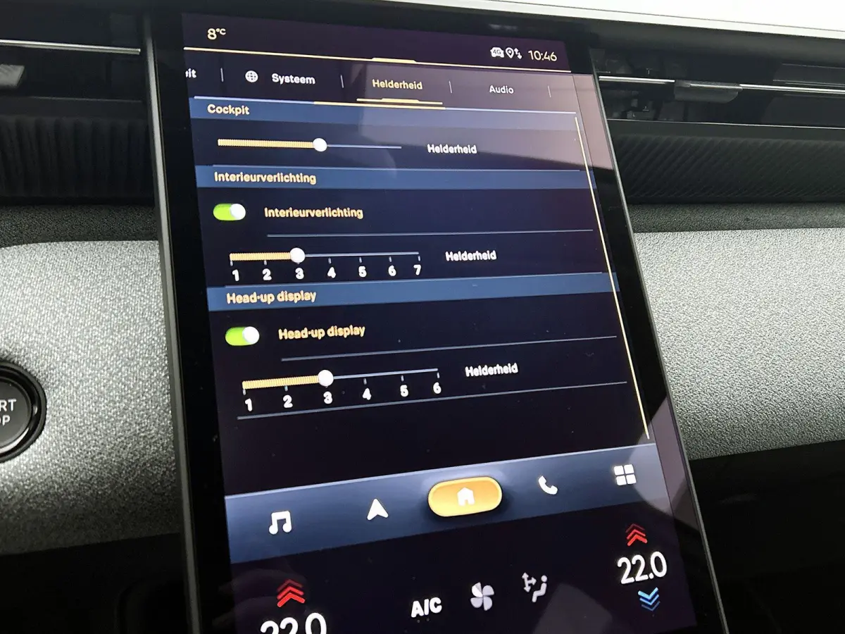 SUV Max Comfort Range 73 kWh 210pk | 517km WLTP Actieradius | Navigatie | 360° Camera | Handsfree achterklep | Adaptieve Cruise Control | Head-up display | Stoel elektrisch+geheugen+verwarm