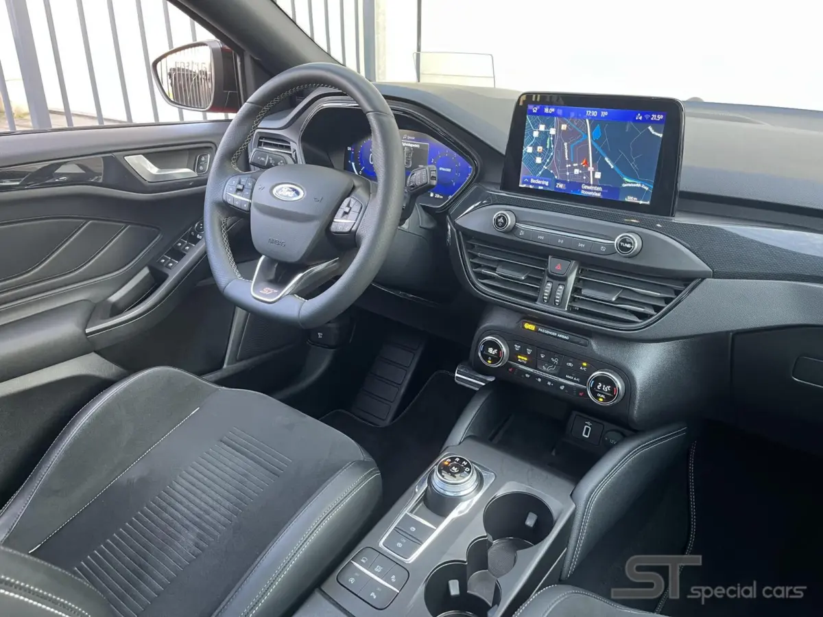 2.3 EcoBoost ST-X|Pano|Performance Pack| full