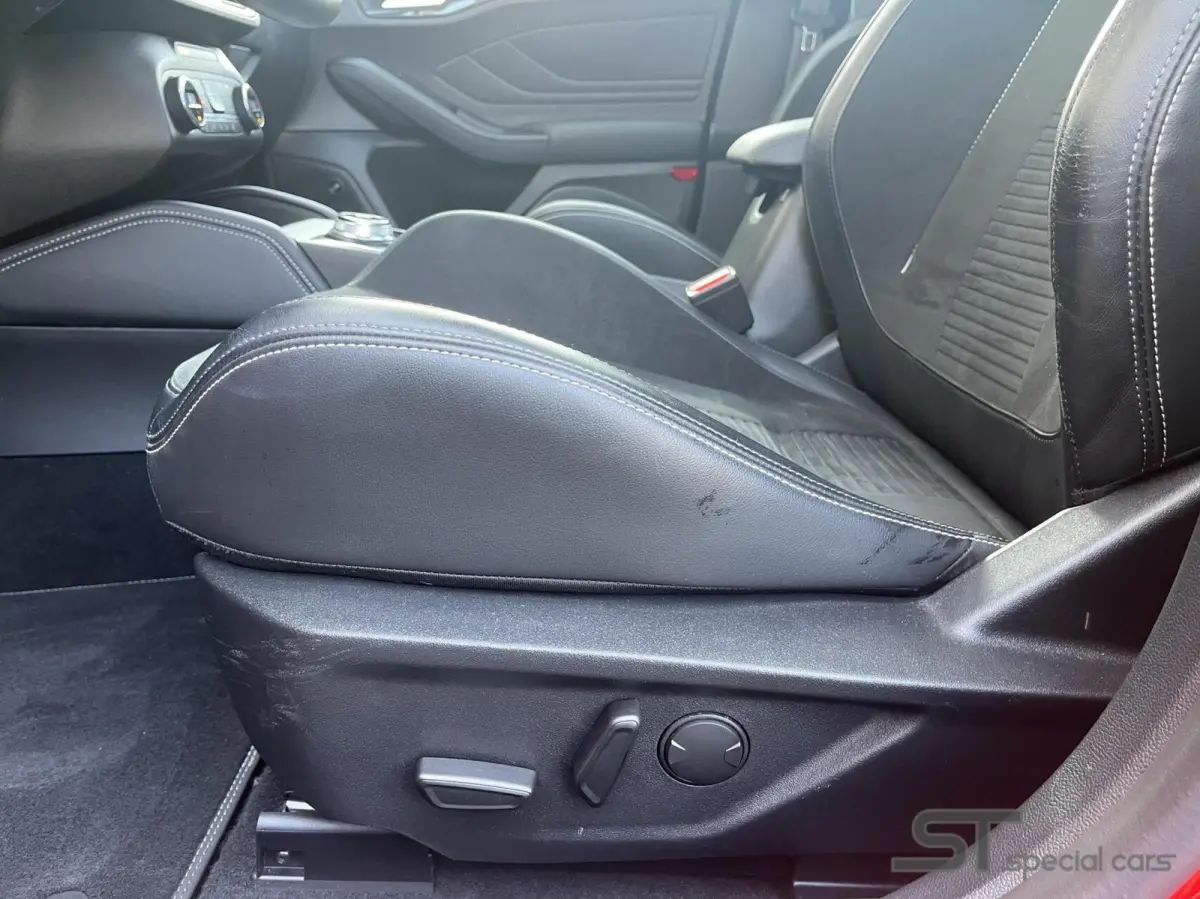 2.3 EcoBoost ST-X|Pano|Performance Pack| full