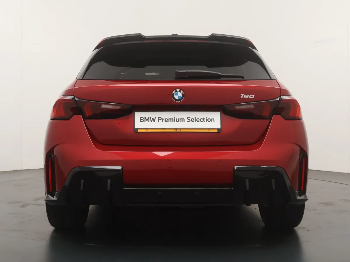 120 M Sport Design Edition | M-Sport Pro | Head-Up | Comfort Access | Driving Assistant Plus | Harman Kardon | Panoramadak |