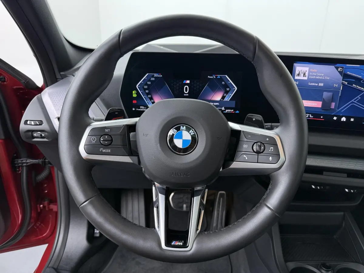 120 M Sport Design Edition | M-Sport Pro | Head-Up | Comfort Access | Driving Assistant Plus | Harman Kardon | Panoramadak |
