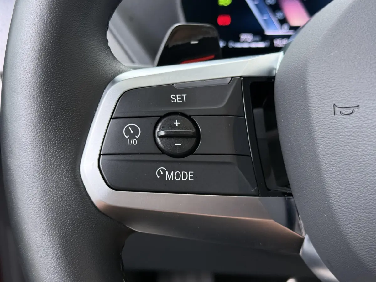 120 M Sport Design Edition | M-Sport Pro | Head-Up | Comfort Access | Driving Assistant Plus | Harman Kardon | Panoramadak |
