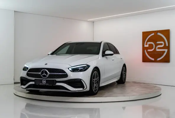 180 AMG Line 170PK | Sfeer | Carplay | Leder | Stoelverw. | 12 MND Garantie GERESERVEERD