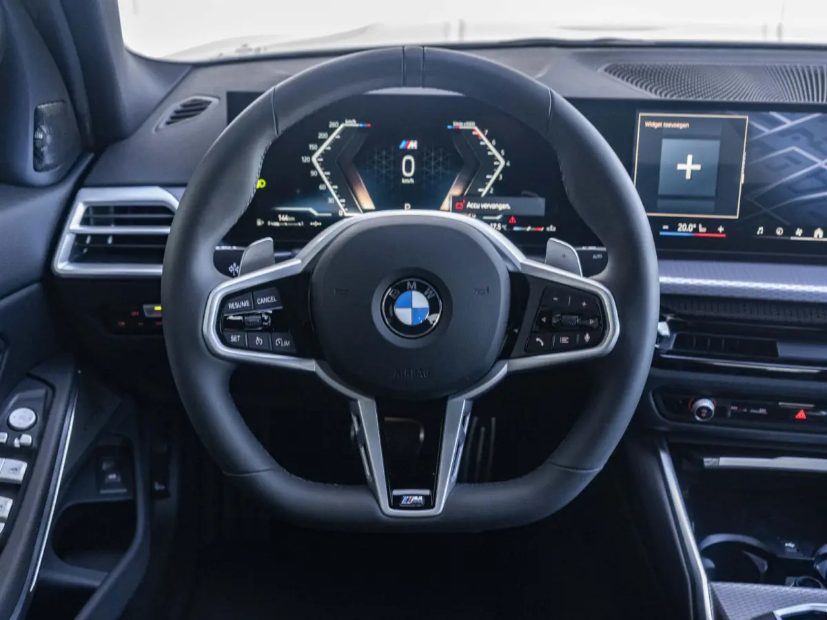 320i M Sport | Comfort Pack | Showroom Selection