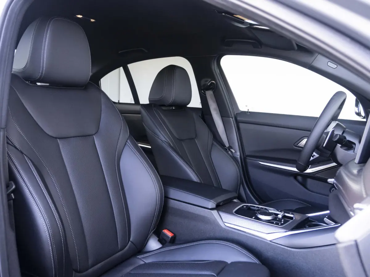 320i M Sport | Comfort Pack | Showroom Selection
