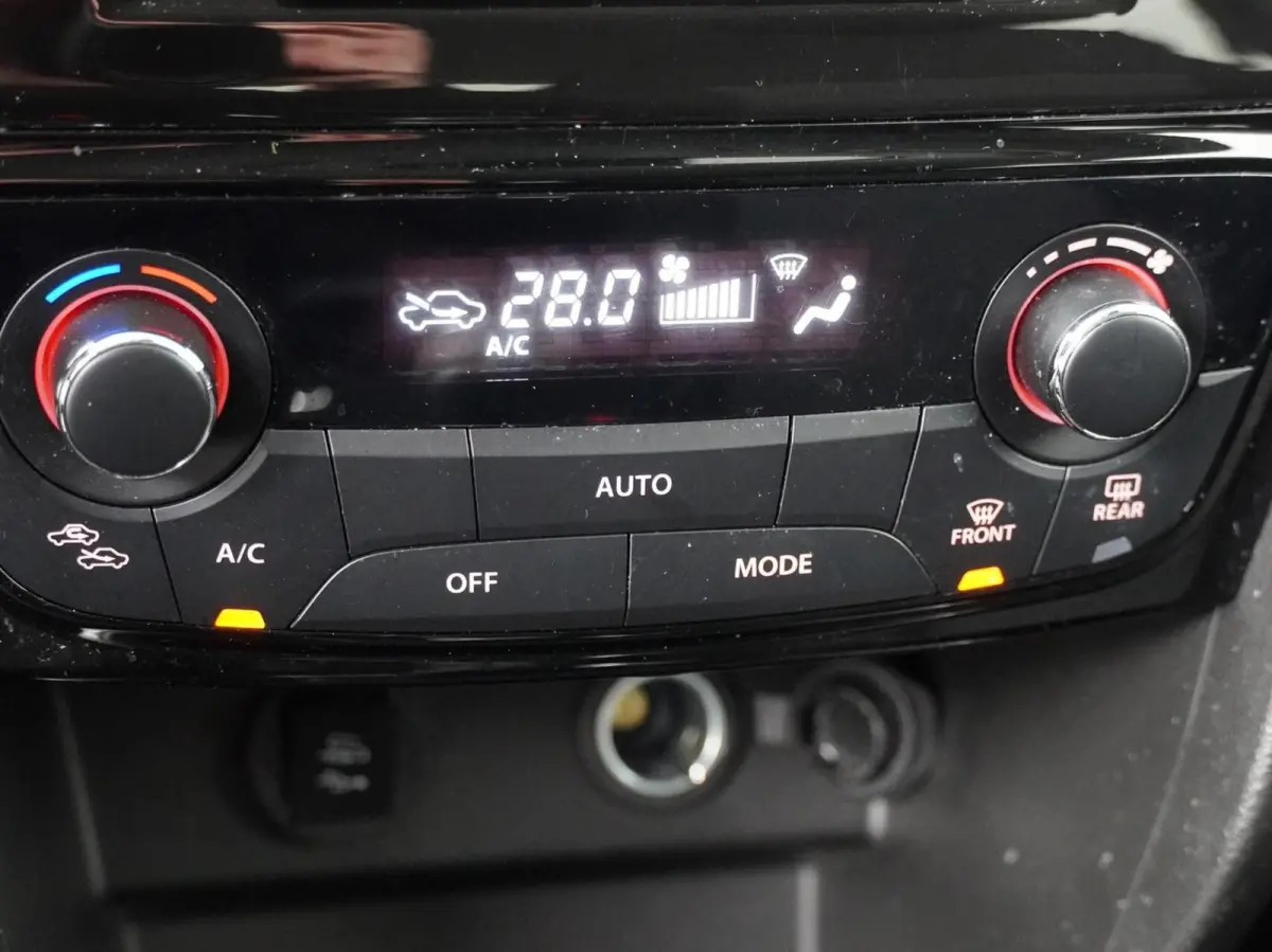 1.4 Boosterjet Select Smart Hybrid