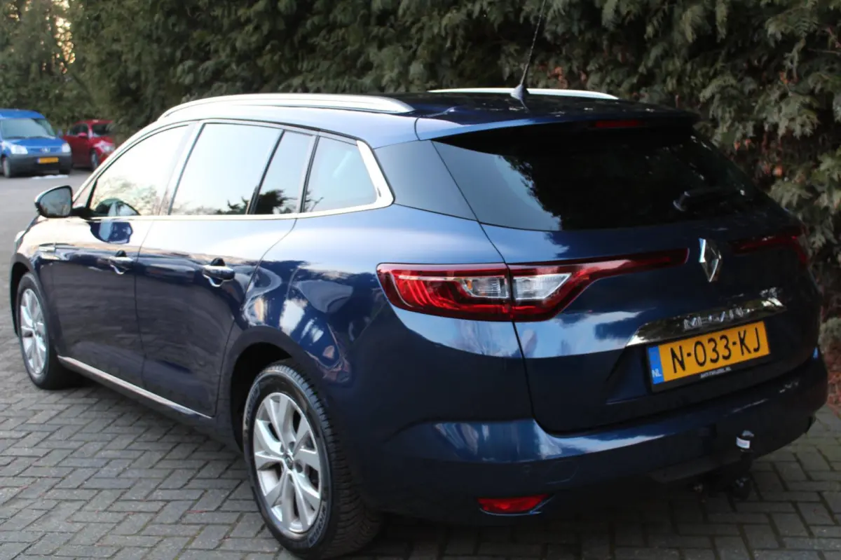 1.3 TCe Limited 140PK | AUTOMAAT | Parkeercamera | Climate Control | PDC | NAVI | Cruise Control | LMV