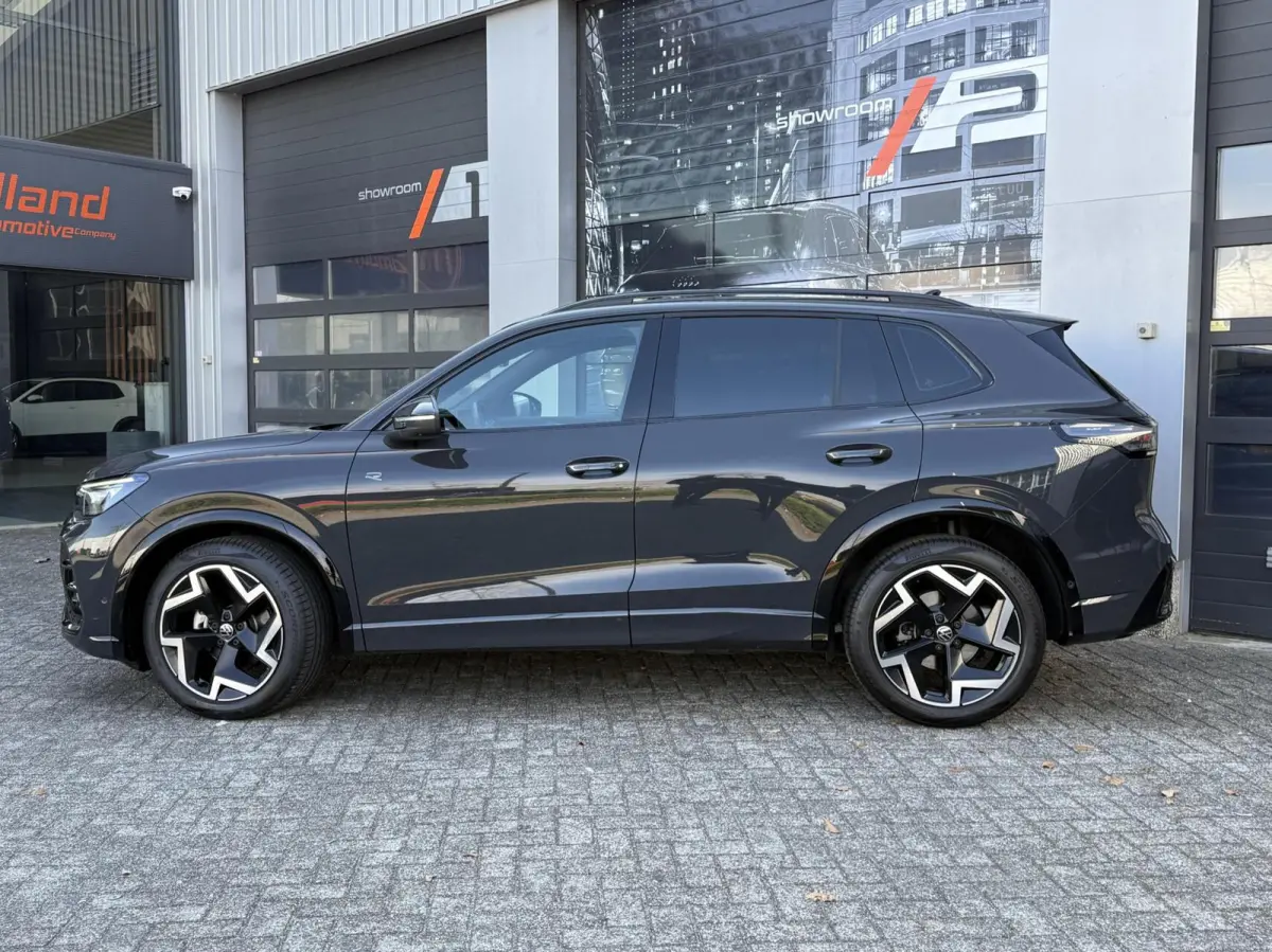 1.5 eTSI R-Line Edition|360cam|ACC|Massage|Sfeerverlichting