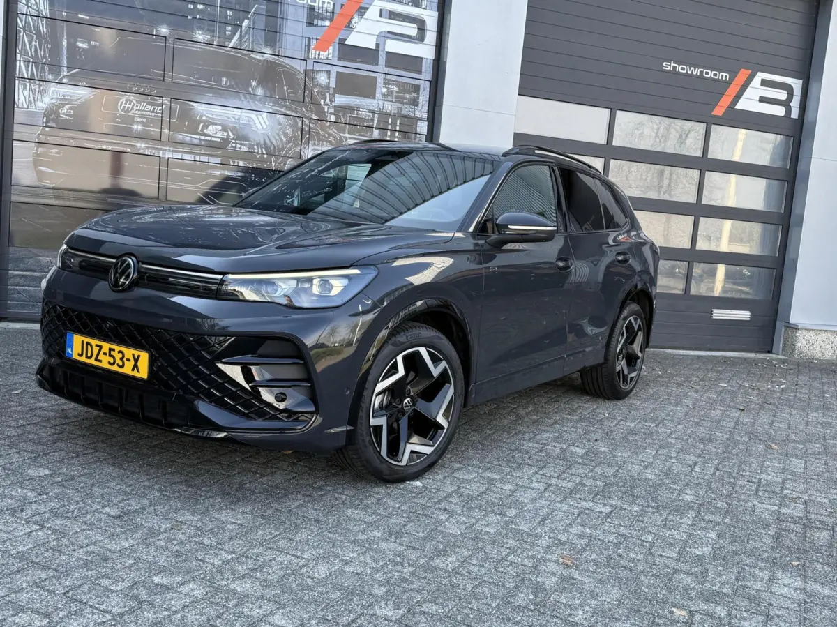 1.5 eTSI R-Line Edition|360cam|ACC|Massage|Sfeerverlichting