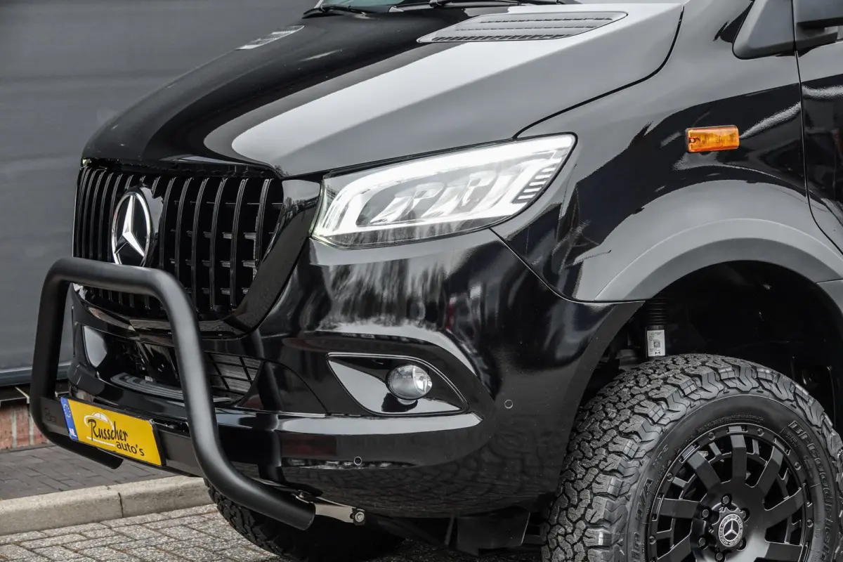 4x4 319Cdi 190Pk 9G-tronic | L2H2 | Dubbele Cabine | 2x Schuifdeur | 4WD | AWD | Bullbar | Treeplanken | 18'' All Terrain | Obsidian Black
