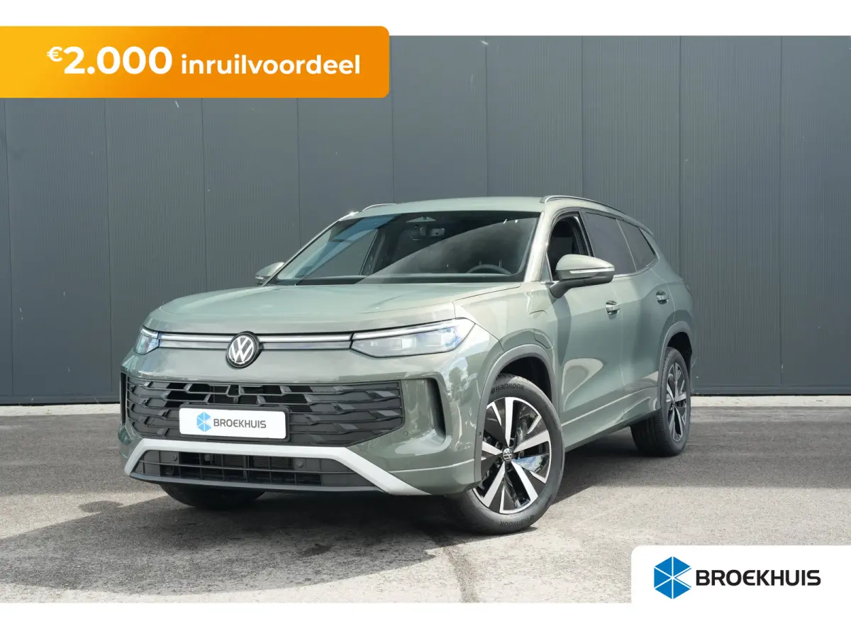 Life Edition | Trekhaak inklapbaar | 'App-Connect' draadloze smartphone integratie | Automatische afstandsregeling (Adaptive Cruise Control) | Buitenspiegels elektrisch instel-, verwarm- en 
