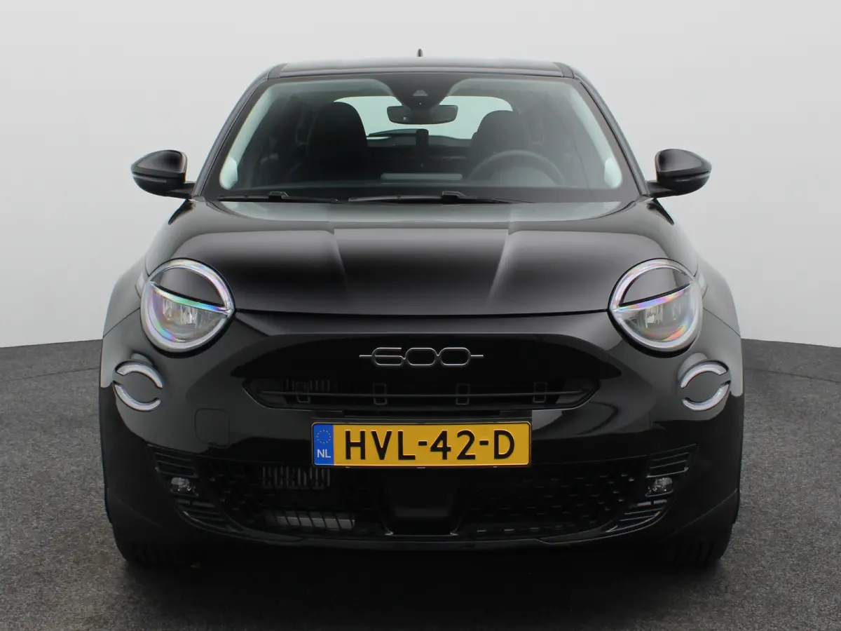 1.2 Hybrid Urban Limited Black Edition Cruise Control | Ambient Light | Climate Control | Parkeersensoren