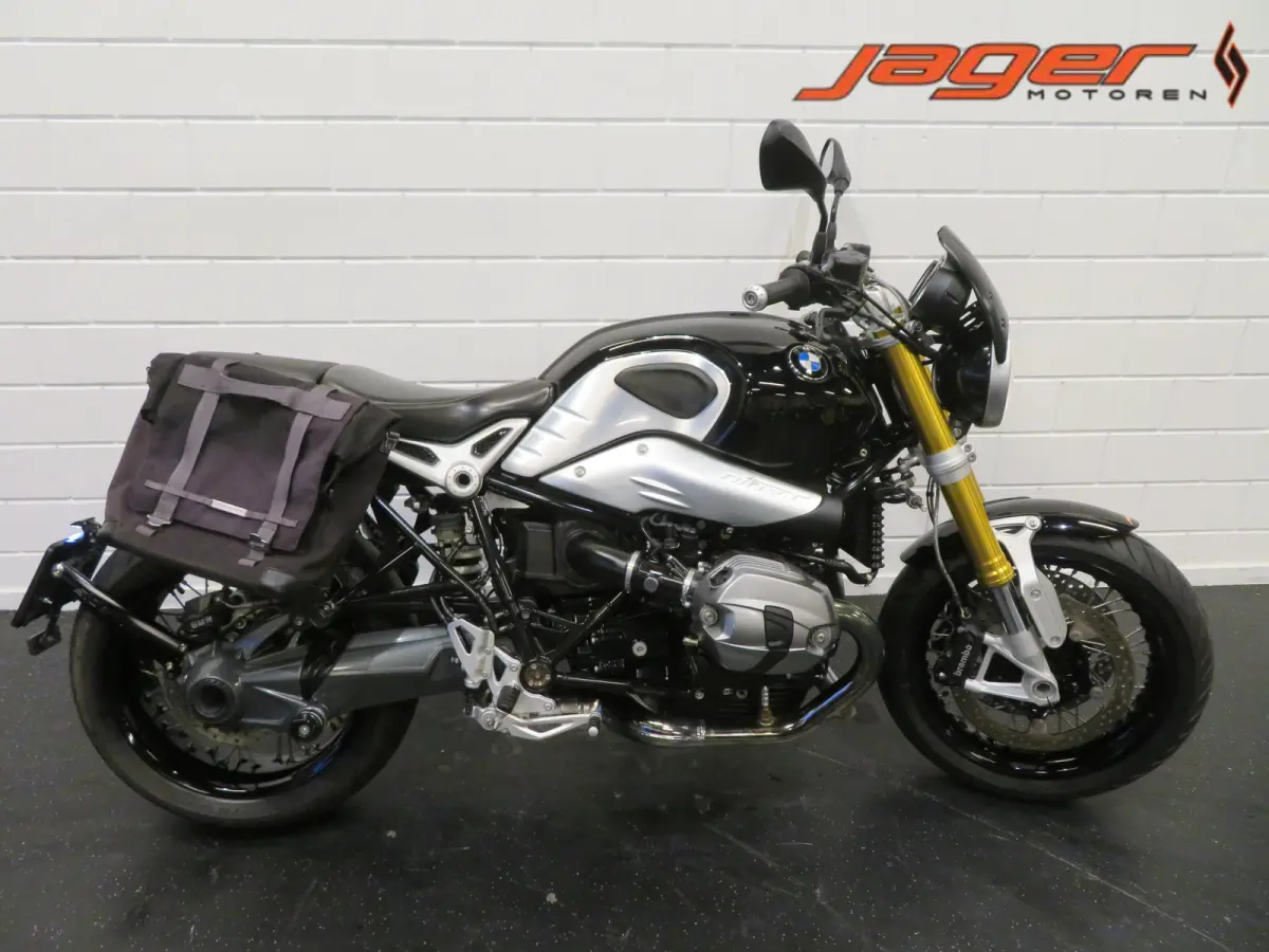 BMW R nine T 2015 Benzine Onbekend leasen