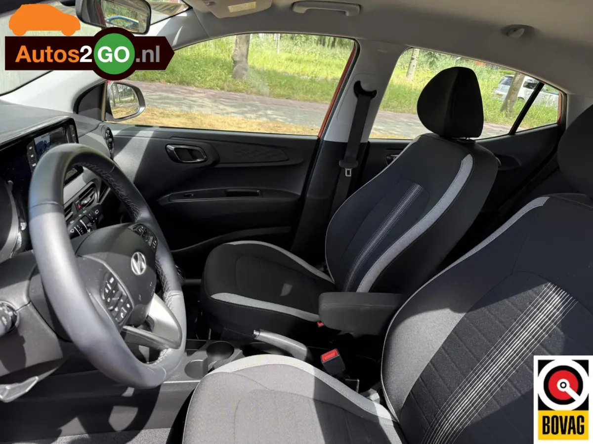 1.2i Automaat I Navi I AppleCarplay Android-Auto I Parkeersensoren I lane dept. I rijklaar I