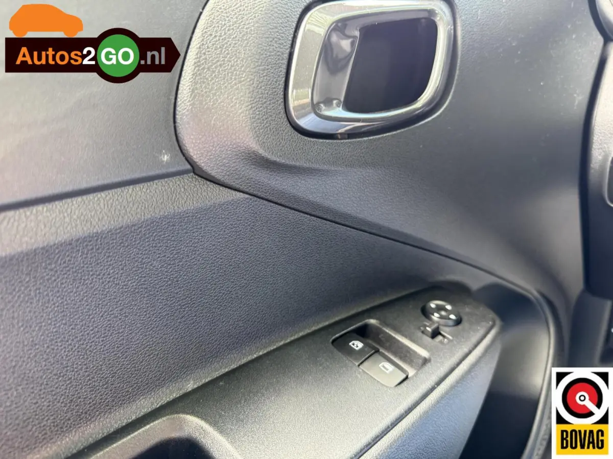 1.2i Automaat I Navi I AppleCarplay Android-Auto I Parkeersensoren I lane dept. I rijklaar I