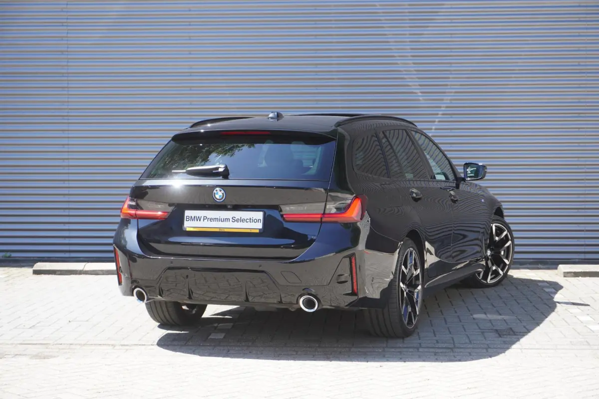 330e Elektrisch verstelbare Stoelen | M Sportpakket | Head Up Display |