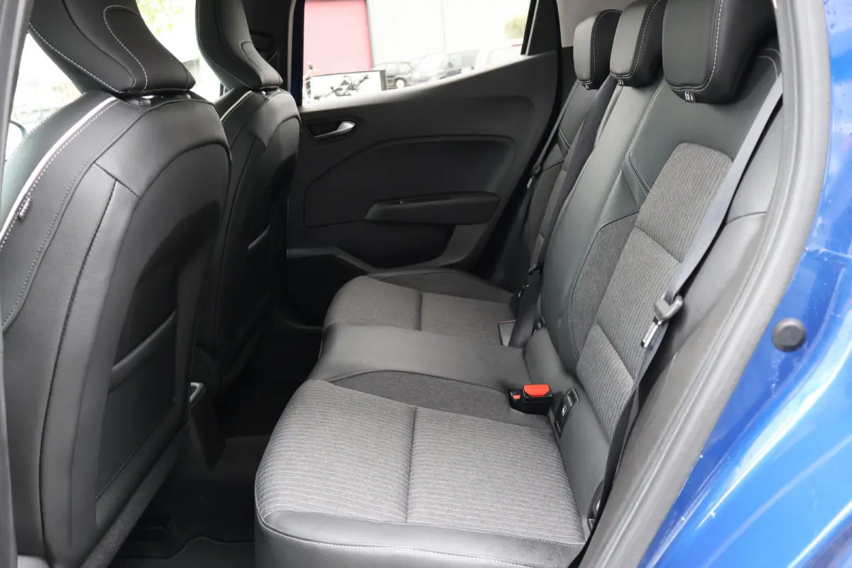 1.0 TCe Intens 1e Eigenaar | NAP | BTW | Volledig Onderh | Camera | Navi | Carplay | Cruise | Bots | DAB | Keyless | Full LED | LMV | PDC