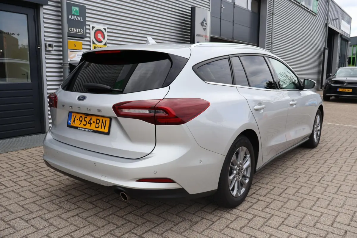 1.0 Hybrid Titanium 1e Eigenaar | Volledig Onderh | NL-Auto | BTW | Camera | Navi | ACC | Carplay | Driver Assist Pack | DAB | Full Led | Keyless