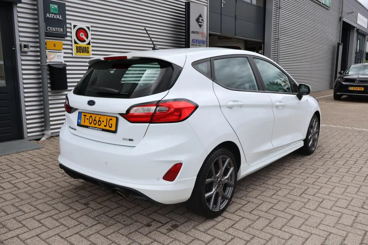 1.0 Hybrid ST-Line 1e Eigenaar | Volledig Onderh | NL-Auto | BTW | Carplay | Navi by app | Cruise | LED | Donkere Hemel | Keyless | DAB | PDC | Start/Stop | Hill-Hold