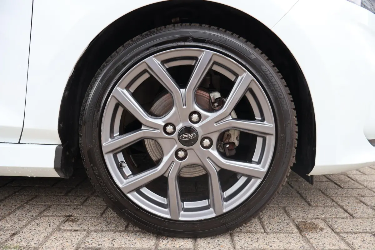 1.0 Hybrid ST-Line 1e Eigenaar | Volledig Onderh | NL-Auto | BTW | Carplay | Navi by app | Cruise | LED | Donkere Hemel | Keyless | DAB | PDC | Start/Stop | Hill-Hold