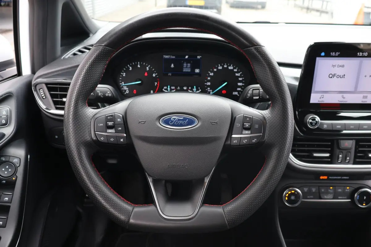 1.0 Hybrid ST-Line 1e Eigenaar | Volledig Onderh | NL-Auto | BTW | Carplay | Navi by app | Cruise | LED | Donkere Hemel | Keyless | DAB | PDC | Start/Stop | Hill-Hold