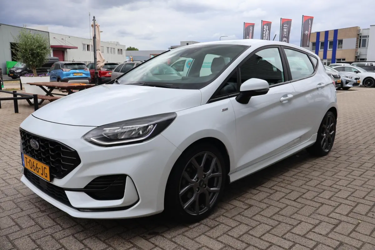 1.0 Hybrid ST-Line 1e Eigenaar | Volledig Onderh | NL-Auto | BTW | Carplay | Navi by app | Cruise | LED | Donkere Hemel | Keyless | DAB | PDC | Start/Stop | Hill-Hold