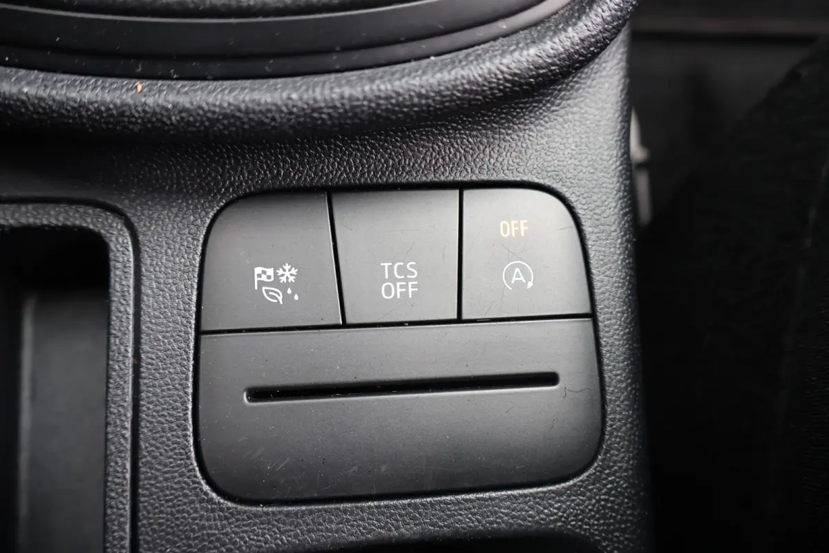 1.0 Hybrid ST-Line 1e Eigenaar | Volledig Onderh | NL-Auto | BTW | Carplay | Navi by app | Cruise | LED | Donkere Hemel | Keyless | DAB | PDC | Start/Stop | Hill-Hold