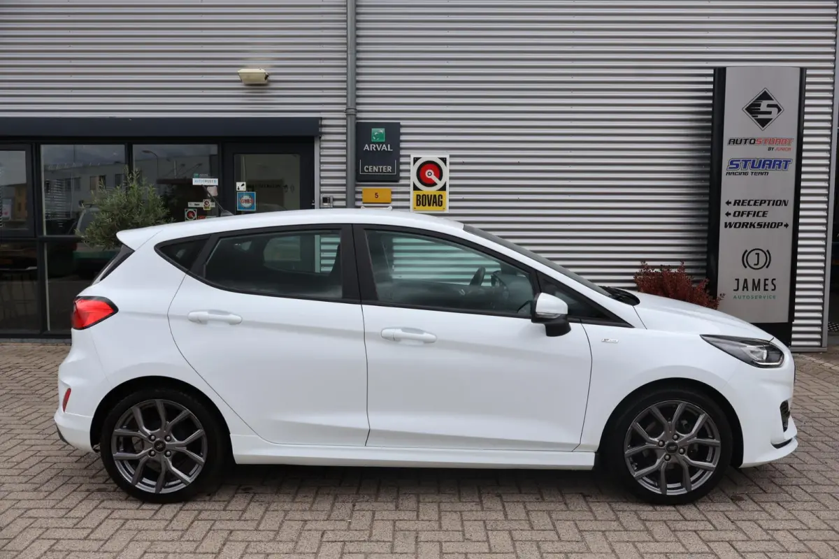 1.0 Hybrid ST-Line 1e Eigenaar | Volledig Onderh | NL-Auto | BTW | Carplay | Navi by app | Cruise | LED | Donkere Hemel | Keyless | DAB | PDC | Start/Stop | Hill-Hold