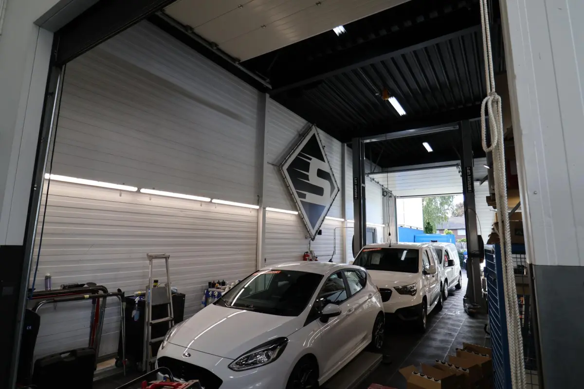 1.0 Hybrid ST-Line 1e Eigenaar | Volledig Onderh | NL-Auto | BTW | Carplay | Navi by app | Cruise | LED | Donkere Hemel | Keyless | DAB | PDC | Start/Stop | Hill-Hold