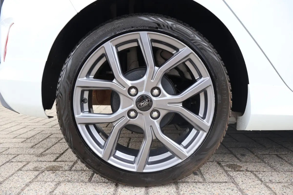 1.0 Hybrid ST-Line 1e Eigenaar | Volledig Onderh | NL-Auto | BTW | Carplay | Navi by app | Cruise | LED | Donkere Hemel | Keyless | DAB | PDC | Start/Stop | Hill-Hold