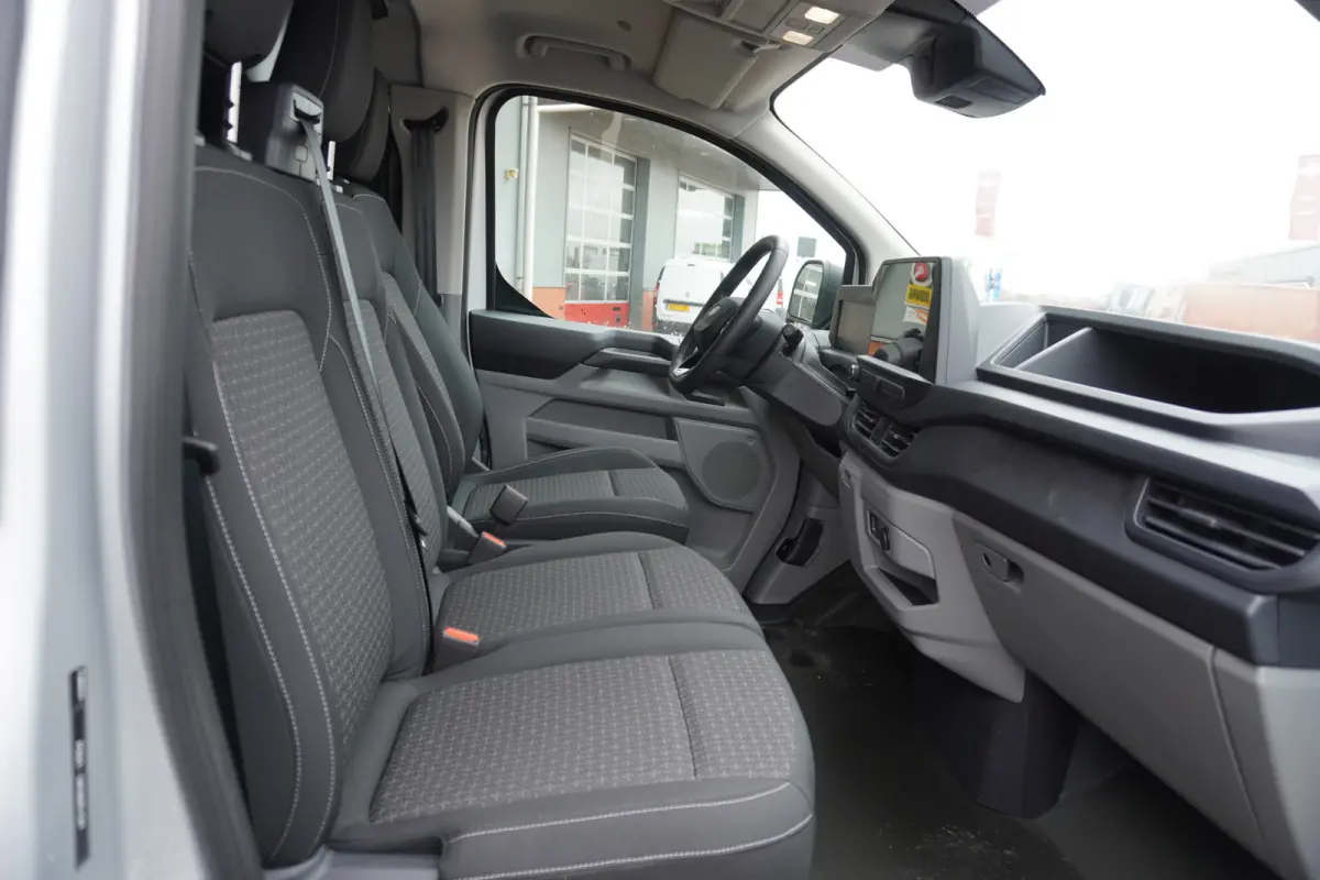 320L 2.0 TDCI 170PK L2H1 Trend Automaat Schuifdeur L / R Nr. V071 | Airco | Adap.Cruise | Navi | Camera | Blis | Glaslook